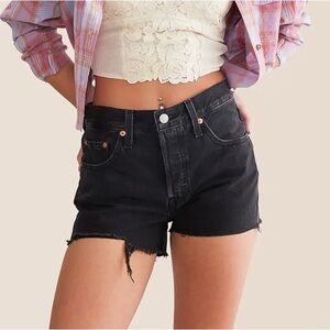 Levi’s 501 Original Denim Short Black Distressed